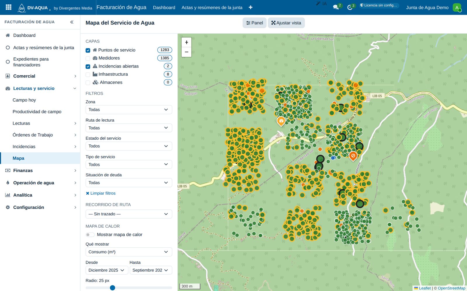 Mapa del servicio de agua en DV-AQUA con puntos de servicio coloreados por situación de deuda, incidencias abiertas, capas, filtros por zona y ruta y mapa de calor